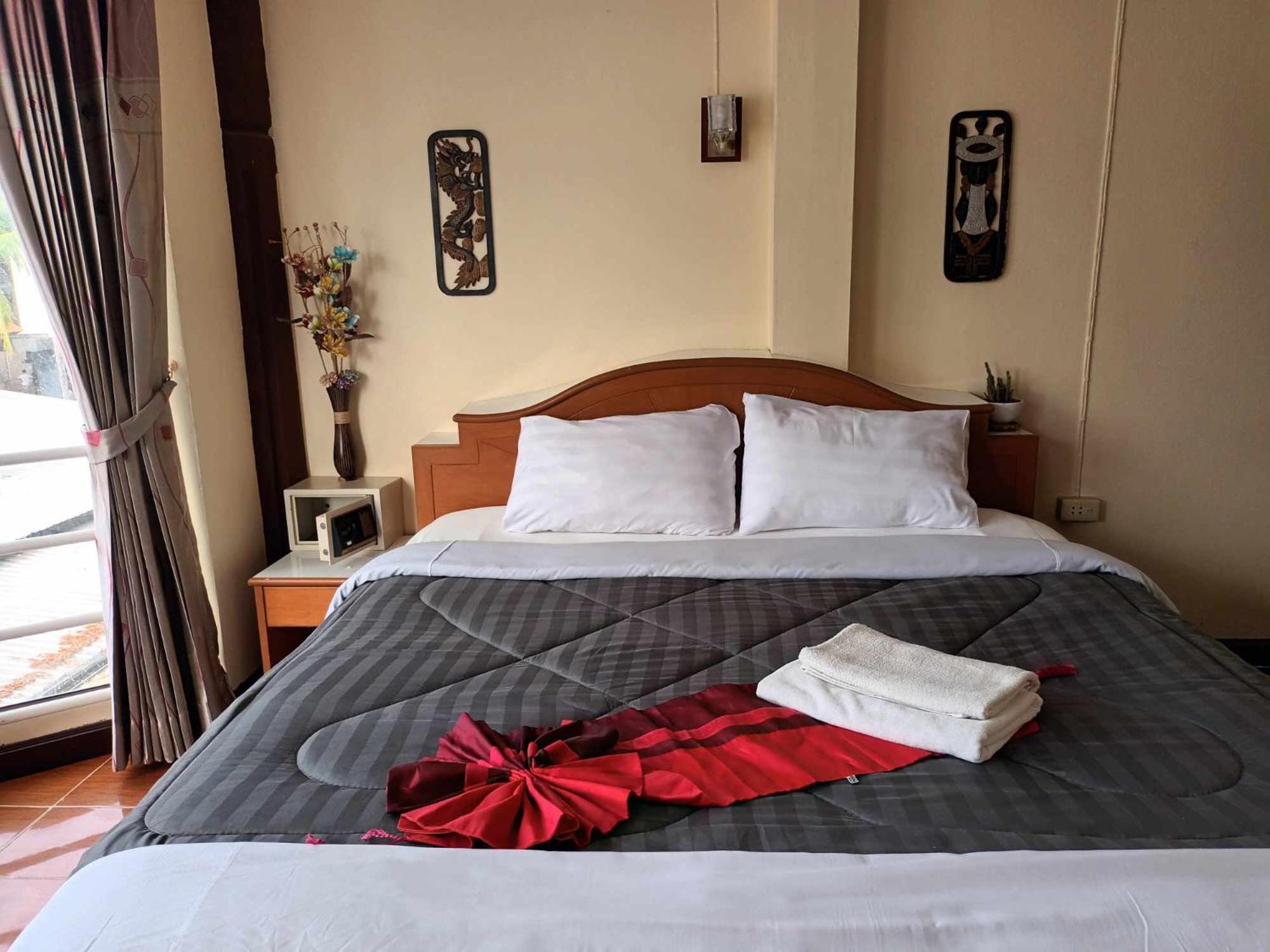 Patong Rose Guest House 50M To Beach Exteriér fotografie